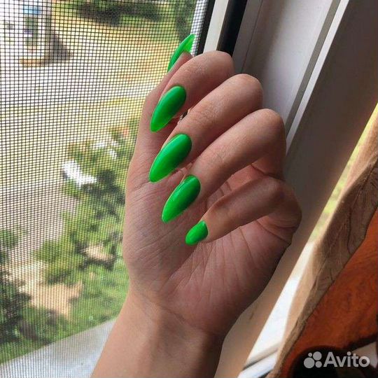 Нарашивание.Маникюр с покрытием.Педикюр