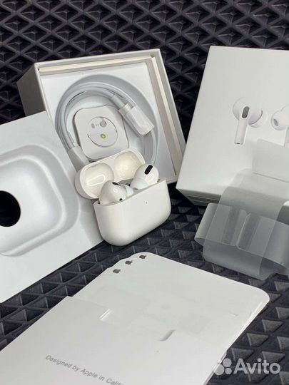 AirPods PRO premium