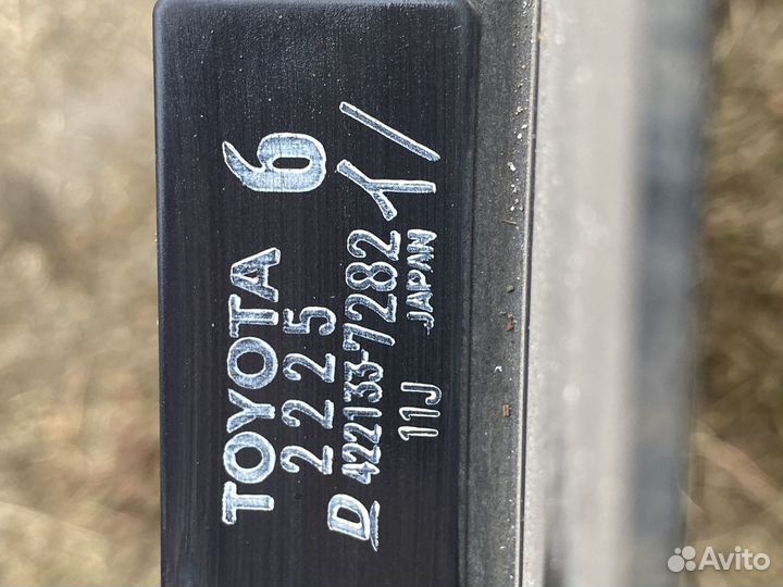 Радиатор охлаждения toyota