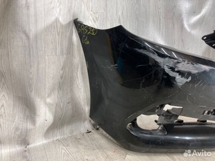 Бампер перед. toyota crown