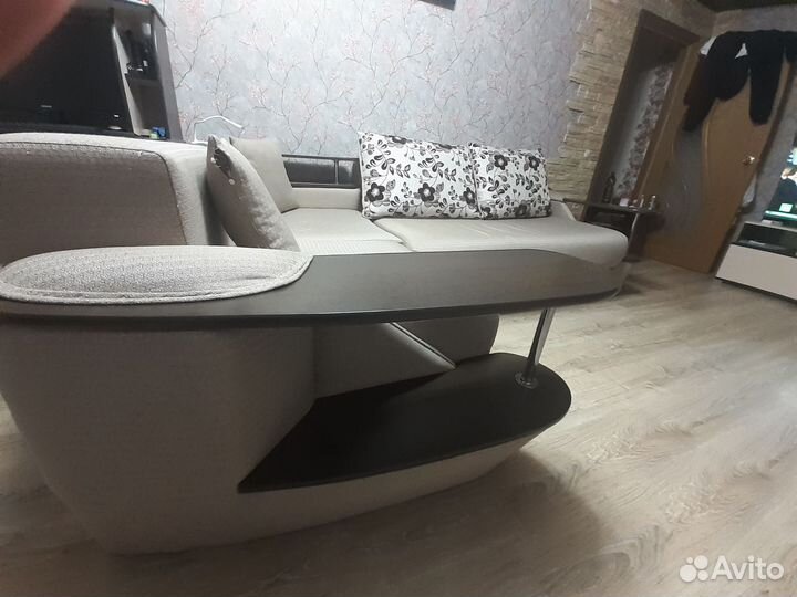 Угловой диван