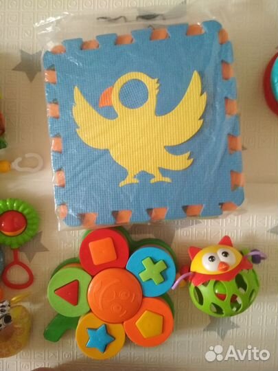 Развивающие игрушки 0+ пакетом