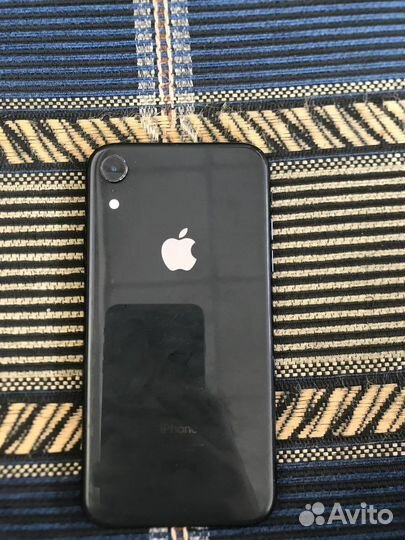 iPhone Xr, 64 ГБ