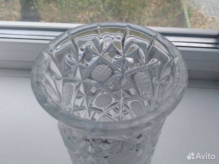Хрустальная ваза