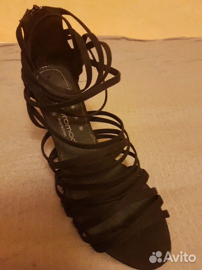 Босоножки новые из текстиля Promod р.39