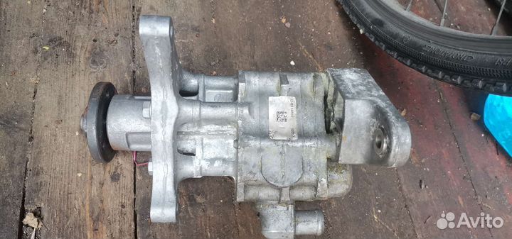 Насос гидроусилителя бмв х5 х6 е70,bmw x5 x6 e70