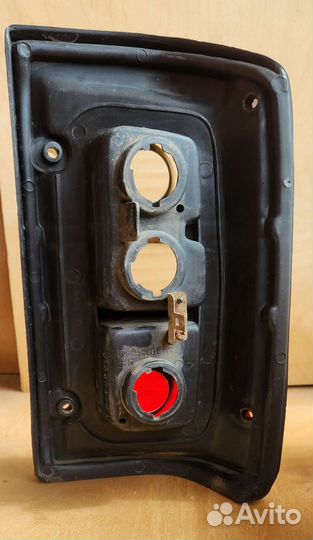 Фонарь левый Nissan Patrol Y60