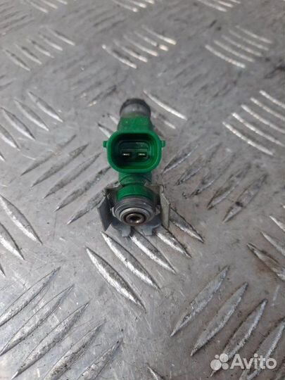 Форсунка Citroen C4 1 1.4 KFV 2007