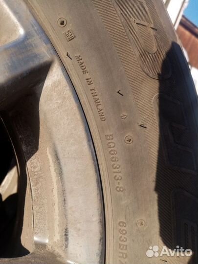 Bridgestone Dueler A/T 693 III 265/65 R17 112S