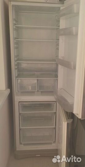 Холодильник бу indesit NBA 18NX