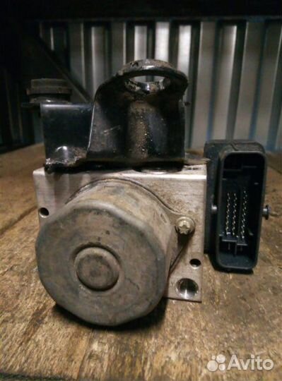 Блок abs Volkswagen Polo 2012