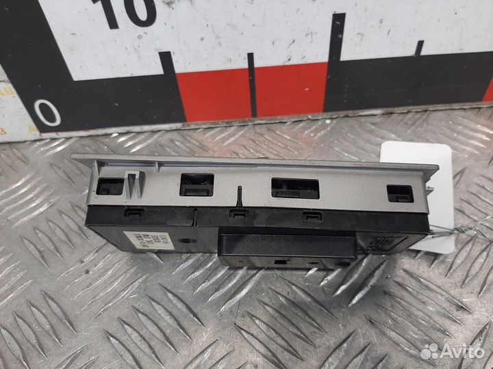 Блок управления стеклоподъемниками BMW 7