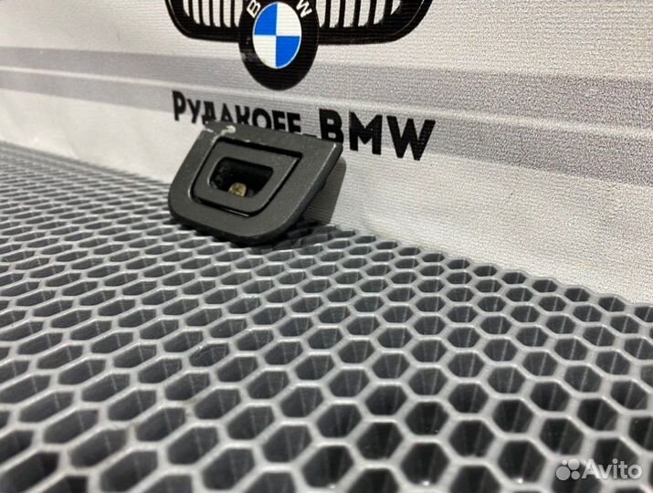 Кронштейн крепления груза Bmw X5 E53 M62B46 2003