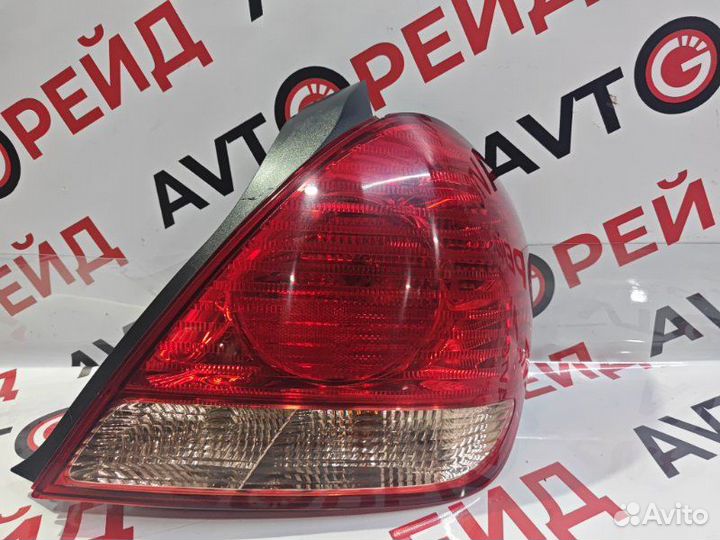 Фонарь правый Nissan Bluebird Sylphy QG10 QG18DE