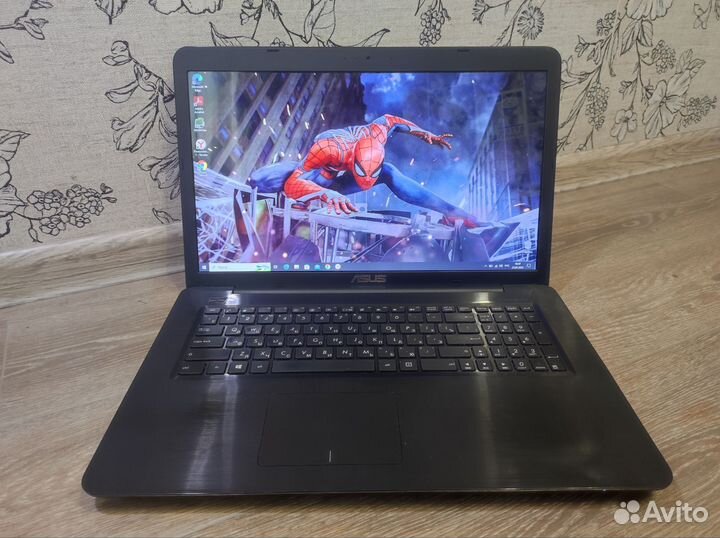 Игровой/ 17.3 / Core i3 / SSD / OZU 8GB / 920MX