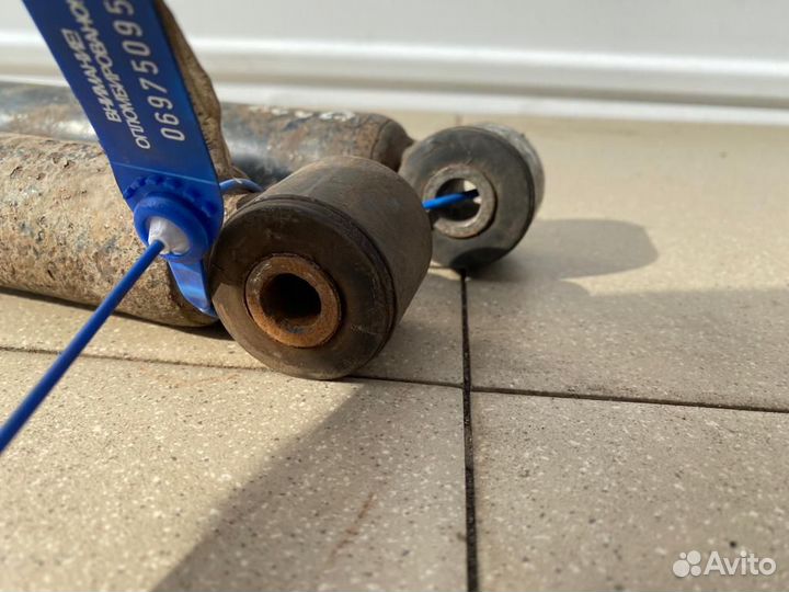 Стойка (амортизатор) задняя BMW е36