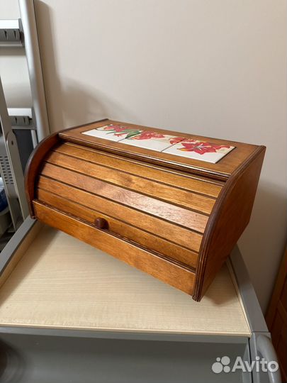 Хлебница деревянная