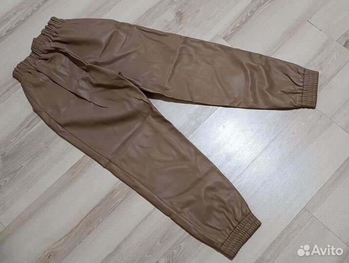 Брюки кожаные S