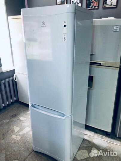 Холодильник Indesit б/у