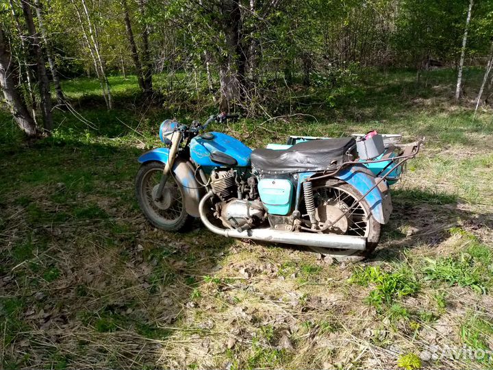 Продаю Иж планета 2,с каляскай,на ходу