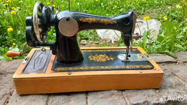 Швейная машинка подольск 2м