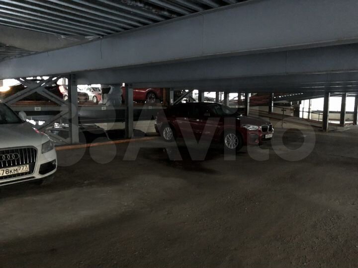 Машиноместо, 13 м²