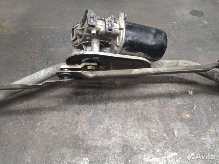 Трапеция дворников passat b5 1999 с мотором