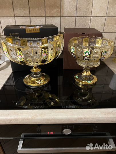 Конфетница на ножке, фруктовница