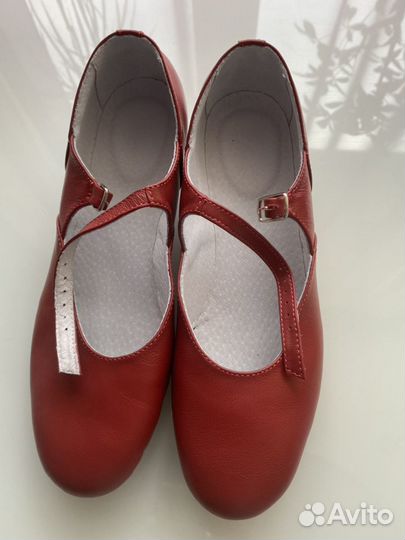 Туфли для народных танцев