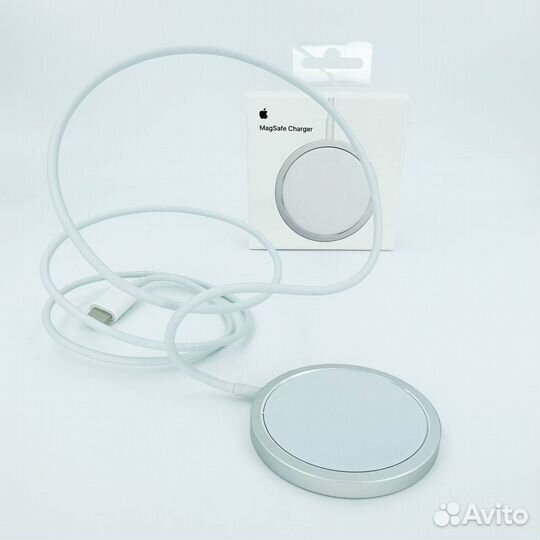 Беспроводная зарядка MagSafe