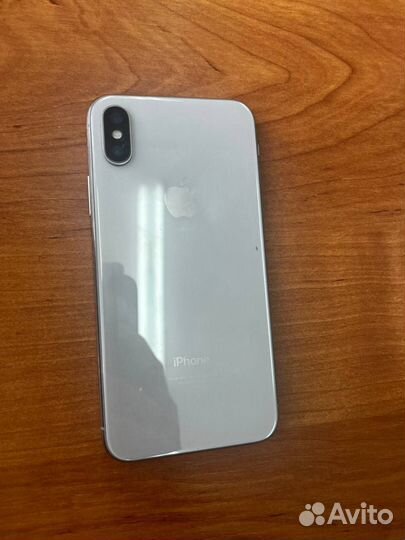 iPhone X, 64 ГБ