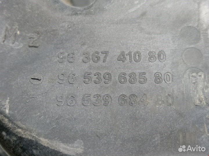 Коллектор впускной Citroen Picasso