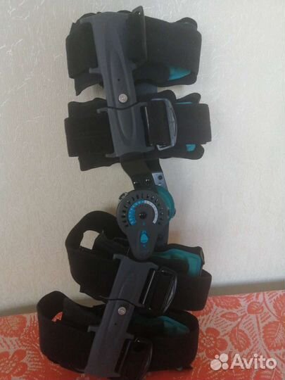 Ортез на коленный сустав