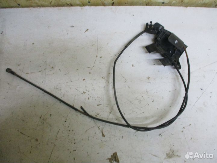 Трос открывания замка капота Форд Фиеста мк5
