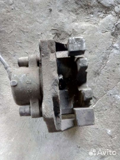 Тормозной суппорт BMW