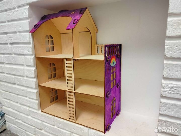 Домик кукольный