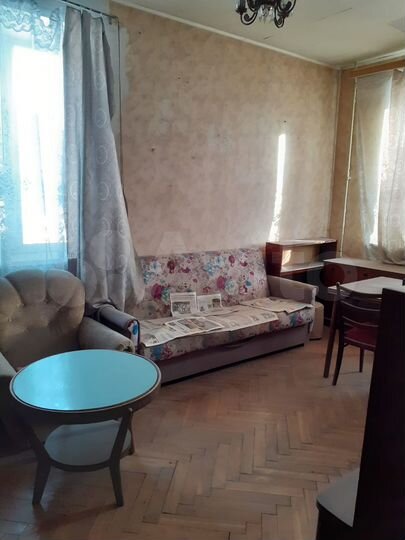 2-к. квартира, 57 м², 1/4 эт.