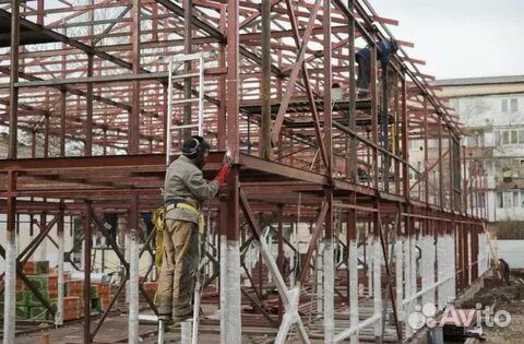 Монтаж металлоконструкций и сендвич панелей