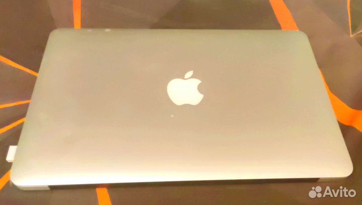 Apple macbook air 11