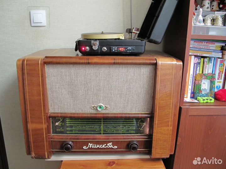 Радиоприемник ламповый СССР Минск 55