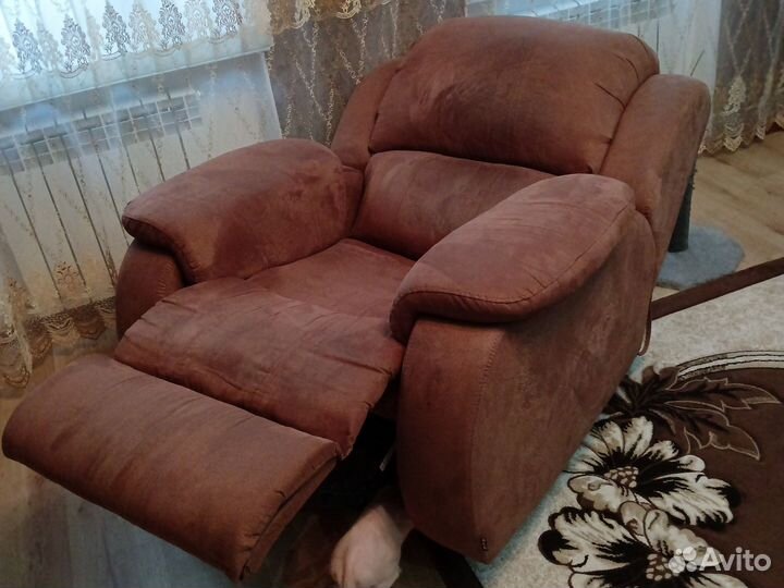 Кресло реклайнер бу