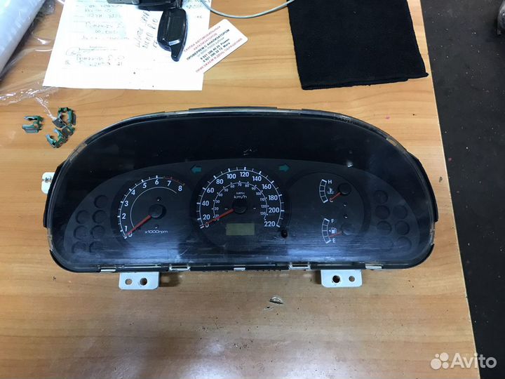 Kia Spectra панель приборов