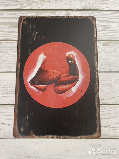 Декор на стену