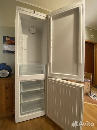 Холодильник Liebherr CN 4813-21, двухкамерный