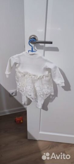 Комбинезон для новорождённой девочке на выписку