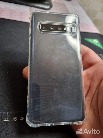 Samsung Galaxy S10, 8/128 ГБ