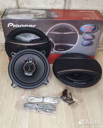 Колонки автомобильные Pioneer (13 см) динамики