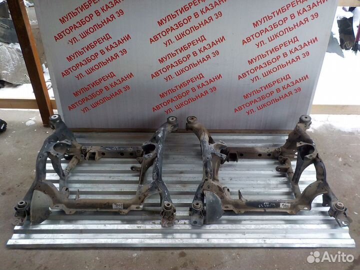 Подрамник передний Мерседес Бенц W164 ML350