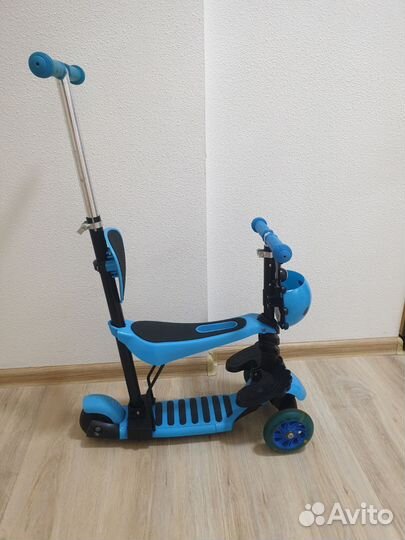 Самокат детский трехколесный с сиденьем