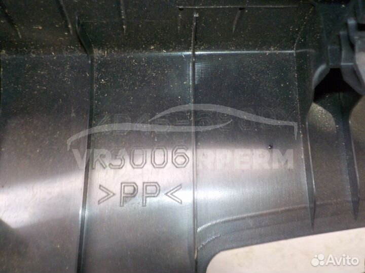 Обшивка багажника задняя (задней панели) Mazda CX